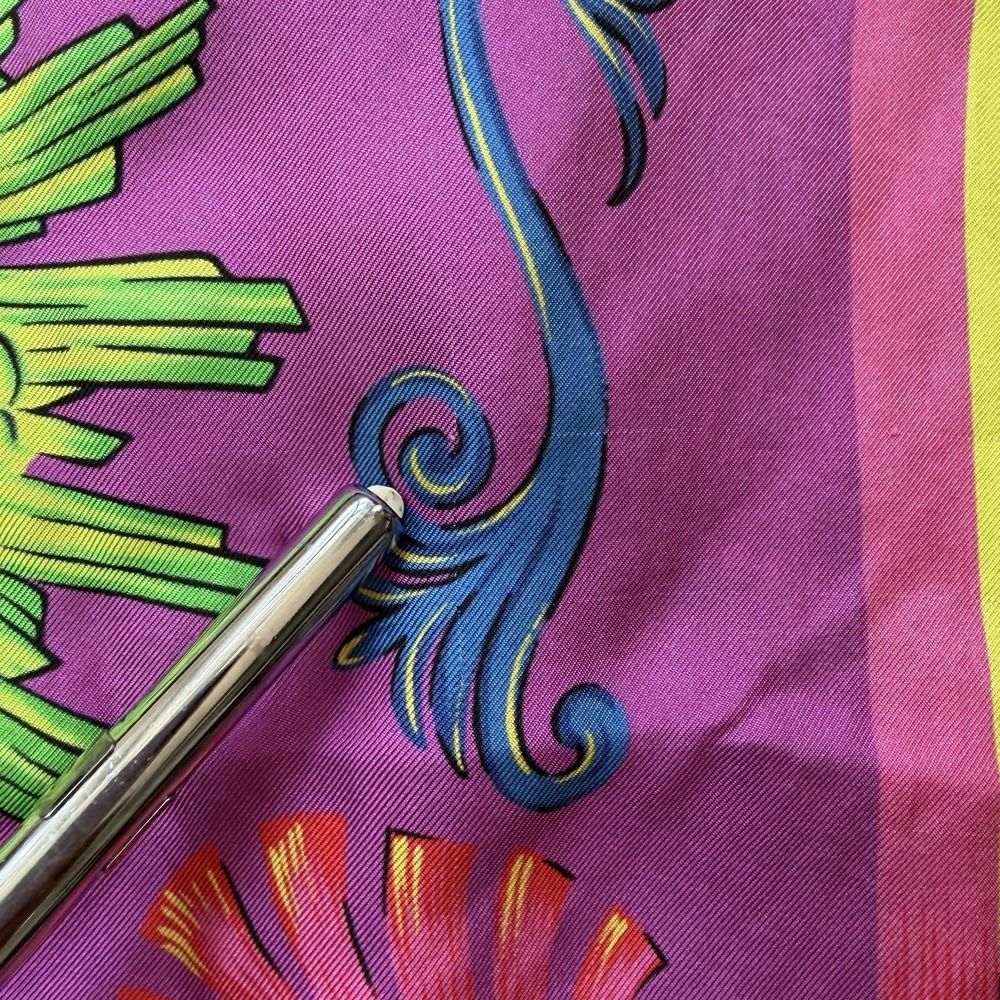 Versace Mens Medusa Graphic Print Silk Button Shirt Size 40 Colorful Art Design - Picture 9 of 16